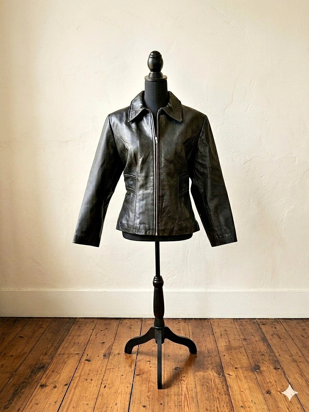 Vintage 90s/Y2K Guess Black Genuine Leather Fitted Zip Up Moto Jacket GUC